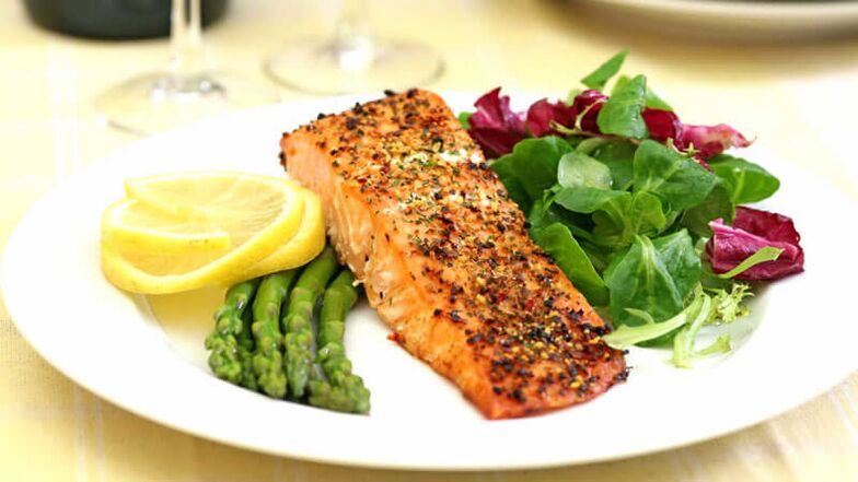 Fish with herbs and asparagus on the diet menu for diabetics